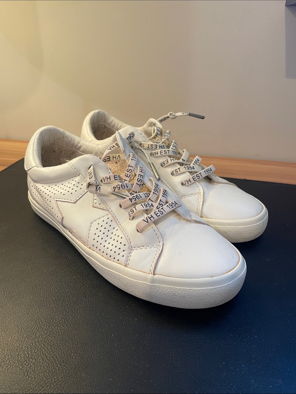 Vintage Havana Gadol Sneakers